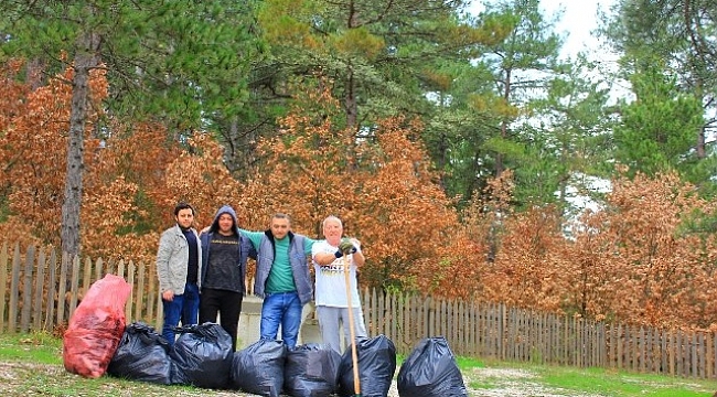 20 Çevre Gönüllüsü Temizlik Timi Çalışmalarına Başladı