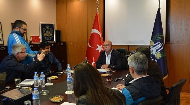 Abdullah Deniz; "Bu Koltuklardan Güç Alanlar Değil Bu Koltuklara Güç Verenlerin Olması Gerek"