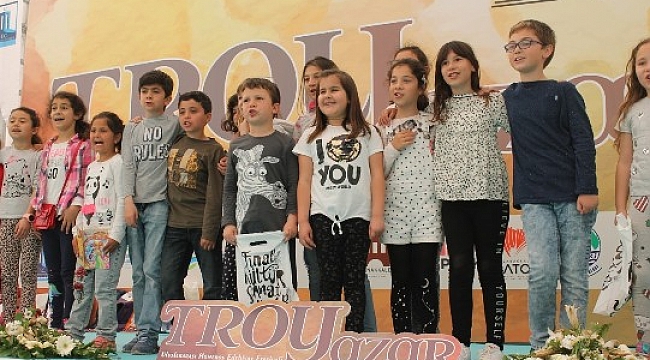 Çocuklar Troyazar İle Güldü