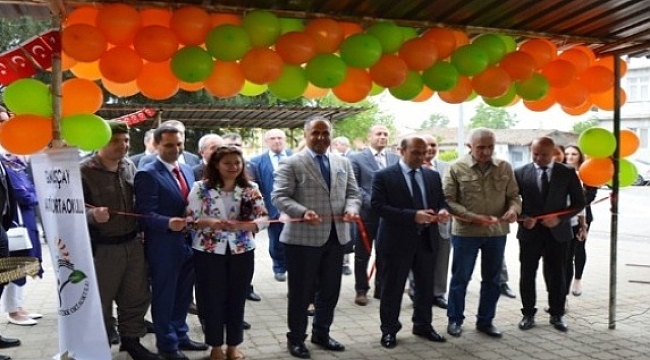 Biga'da "TÜBİTAK 4006 Bilim Fuarı" Açıldı