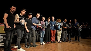 Gençler 14. Kez Sahnede!