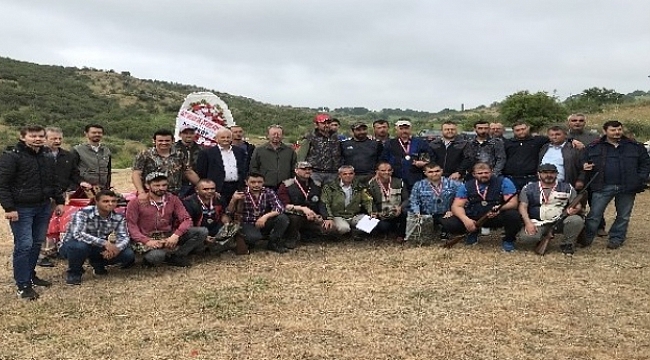Uzunalan Köyü'nde 150 Avcı Kıyasıya Yarıştı