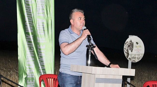 Çanakkale Ziraat Odası Ve İl,Gıda Tarım Ve Hayvancılık Müdürlüğünce Düzenlenen İftarlı Tarla Gününde Çiftçiler Bir Araya Geldi