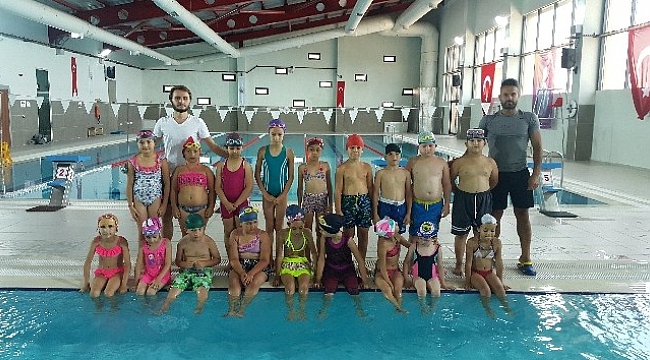 Ayvacık Belediye Başkanlığı Yüzme Kursları başladı