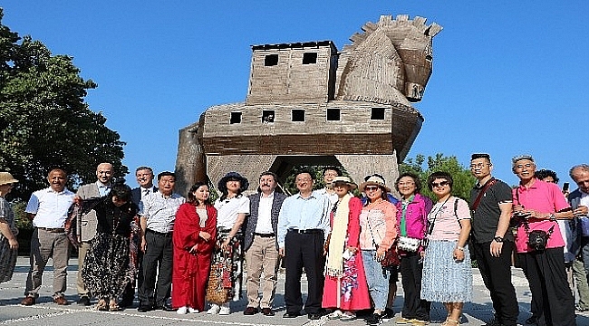 Çin’in Kültür ve Turizm Bakanı Shugang’dan Troya Antik Kenti’ne ziyaret