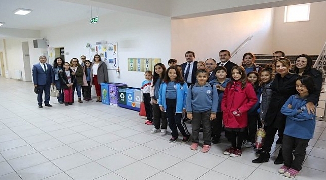 Turgut Reis Ortaokulu Sıfır Atık Projesiyle fark oluşturuyor