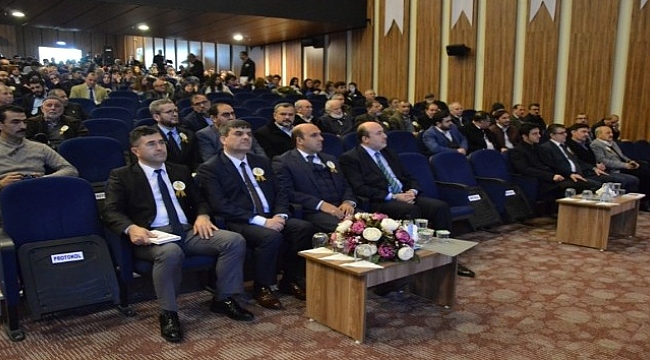 Biga'da ‘Peygamberimiz ve Gençlik' konulu konferans