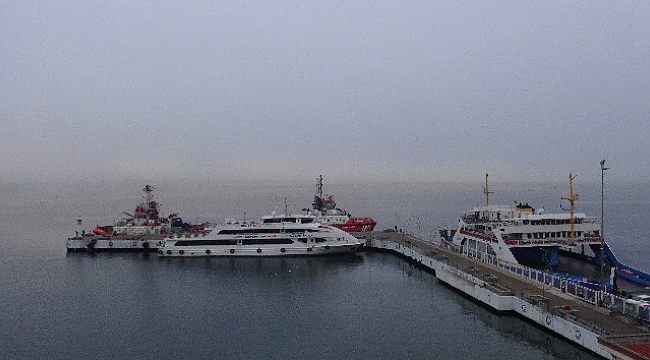 Çanakkale Boğazı sis sebebiyle kapatıldı