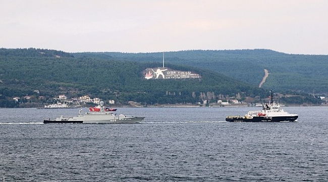 Römorkörle çekilen Rus savaş gemisi Çanakkale Boğazı'ndan geçti