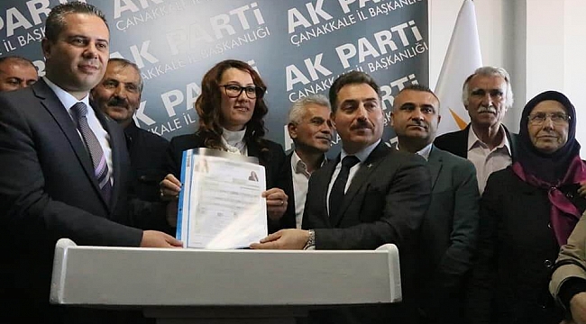 Yeşim Karadağ Çanakkale Belediye Başkanlığına Aday Adaylığını Açıkladı.