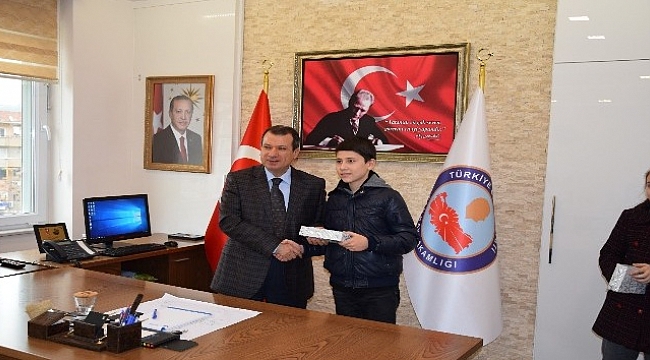 Çan Kaymakamı Gürdal'a öğrencilerden ziyaret