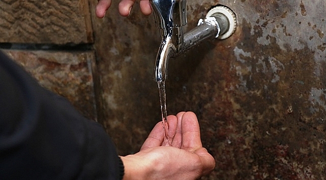 Gider El attı Vatandaş Suya Kavuştu