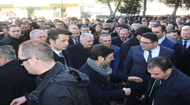 Yıldırım Karne Dağıttı