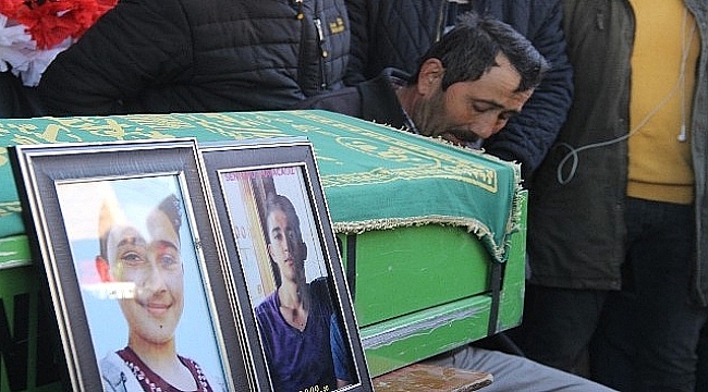 Derede kaybolan araçta hayatını kaybeden 2 gence son görev