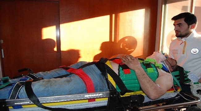 Çanakkale'de Trafik Kazası: 1 Yaralı