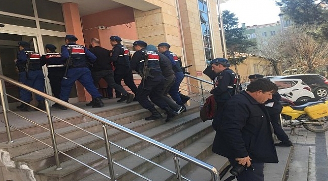 Çanakkale'deki silahlı soyguna 4 tutuklama