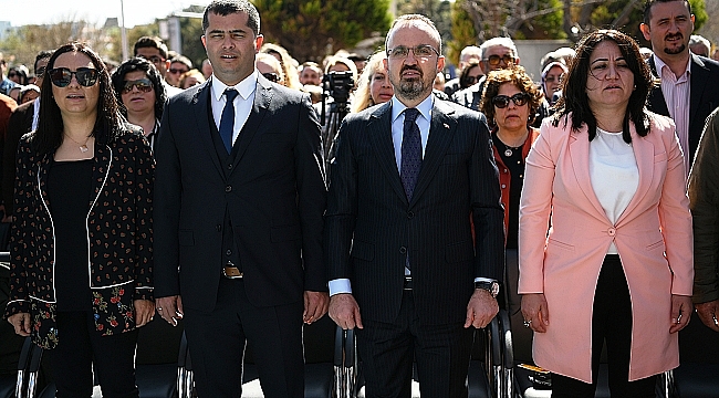 Çanakkale'nin Bozcaada ilçesinde AK Parti seçim bürosu açıldı.