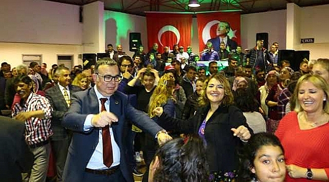 KEPEZ BELEDİYESİ TARAFINDAN DÜZENLENEN 1.ROMAN ŞENLİĞİ’NE YOĞUN İLGİ