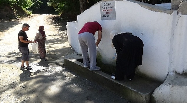 Hayatlarını adeta Kazdağları'ndaki çeşmeye vakfettiler