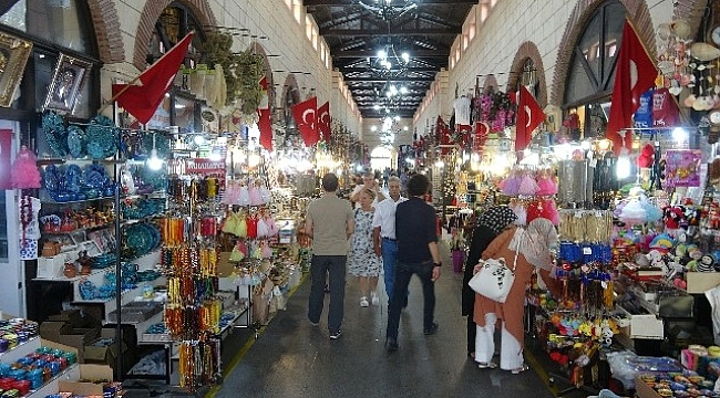 Aynalı Çarşı'da yaz hareketsiz geçti