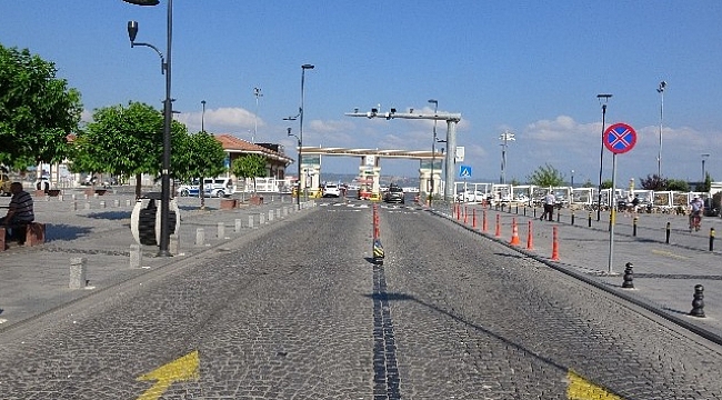Çanakkale iskelesindeki uzun araç kuyrukları son buldu