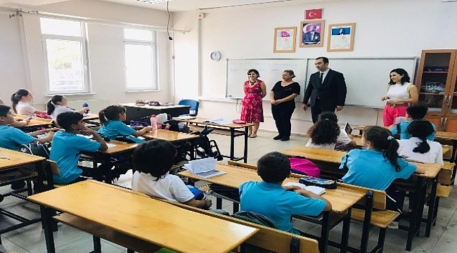 İl Mili Eğitim Müdürü Yılmaz'dan Mehmet Akif Ersoy Ortaokuluna ziyaret
