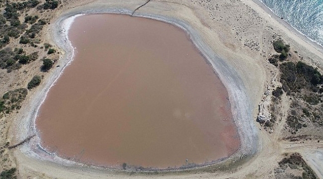 Kalpli göl'ün pembeleşmesi için heyecanlı bekleyiş sürüyor