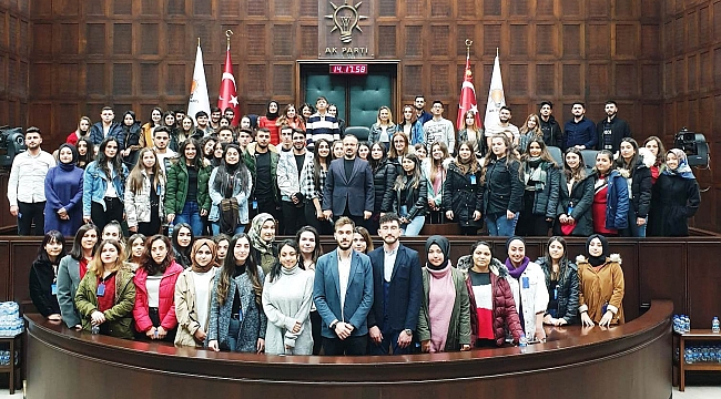 “Gençlerimizin Böylesi Önemli Sosyal Yardımlarda Bulunması Gelecek İçin Ümit Verici”