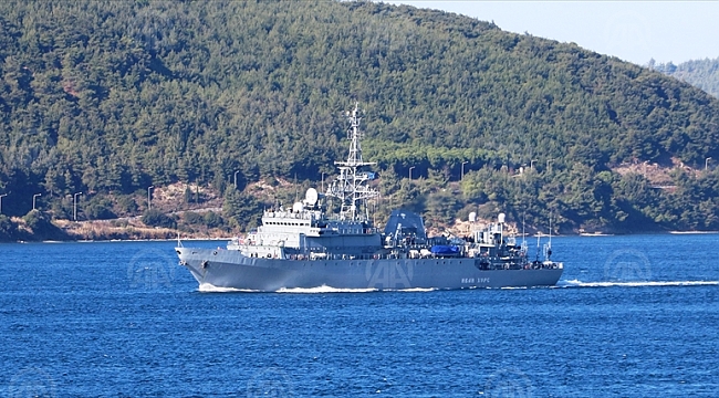  Rus Donanmasına ait bir gemi Çanakkale Boğazı’ndan geçti