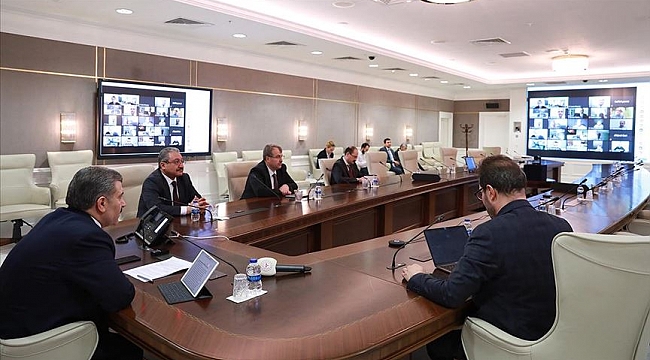 Bakan Koca: 81 ilin sağlık müdürleriyle riskleri ve mücadele yöntemini değerlendirdik