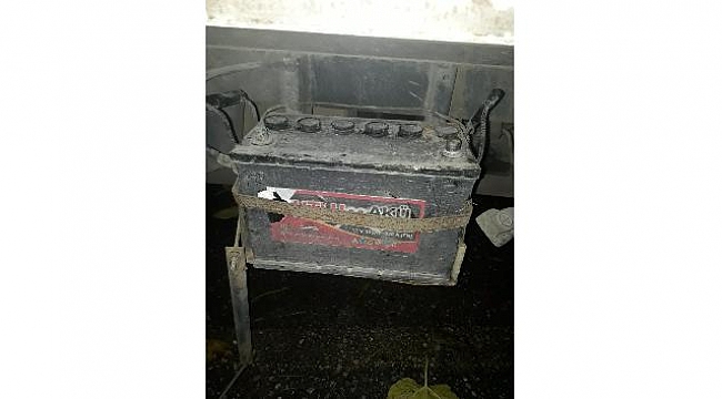 Bayramiç'te 9 araçtan akü hırsızlığının şüphelisi yakalandı