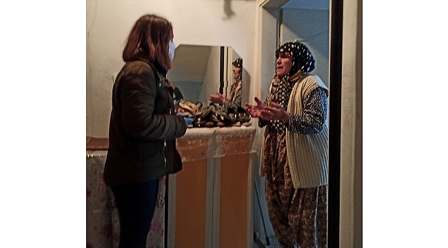 Lapseki'de "Vefa Sosyal Destek Grubu" çalışmalarını sürdürüyor