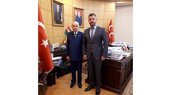 MHP Lİ Evren Yalçın ''Ülgür Başkan Çanakkaleyi Platonik Aşka Mahkum Etmiştir''.