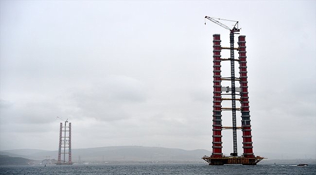 "Simgelerin köprüsü"nde kule yüksekliği 230 metreye ulaştı