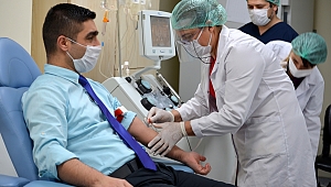 Başhekim Tali, ÇOMÜ'ye plazma bağışını yaptı