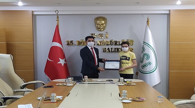 Ezineli ortaokul öğrencisi kompozisyon yarışmasında bölge birincisi oldu