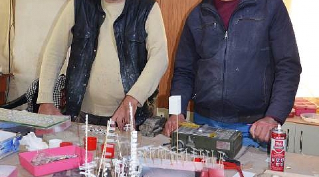 Gemi maketi tutkuları mesleğe dönüştü