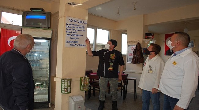 Tekirdağ'da kahvehaneci, borçlularını duvara astığı afişle uyardı