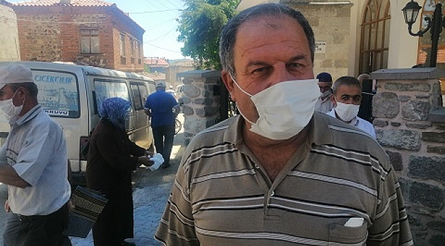 Cuma namazındaki Kovid-19 tedbirlerinden cemaat memnun