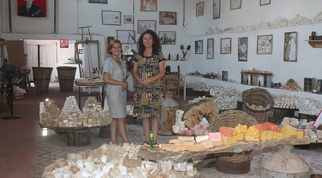 MAVRAS  MARKASI ÖDÜLE DOYMAK BİLMİYOR