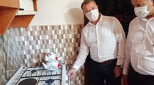 Biga'nın Gümüşçay beldesine doğal gaz verilmeye başlandı