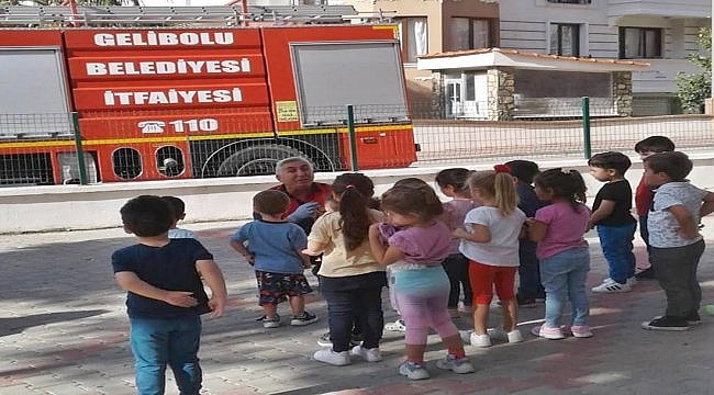 Gelibolu'da anaokulu öğrencilerine yangın eğitimi