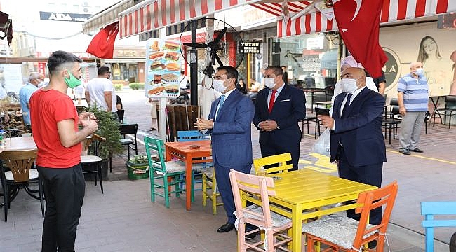 Vali İlhami Aktaş, Ahilik Haftası'nda Esnafları Ziyaret Etti