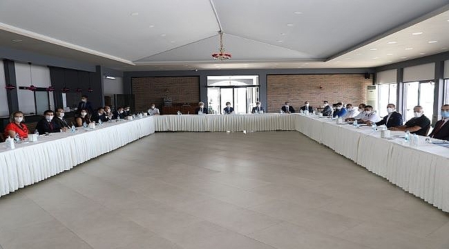 Vali İlhami Aktaş başkanlığında İl Pandemi Kurulu Toplantısı yapıldı