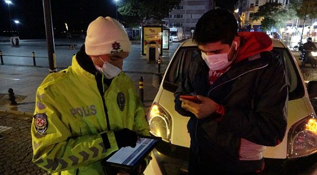 Çanakkale'de sokağa çıkma kısıtlamasını ihlal eden sürücü: Kimliğimi kaybettim, onu aramaktan geliyorum