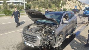 Ayvacık'ta taksiyle cip çarpıştı: 6 yaralı