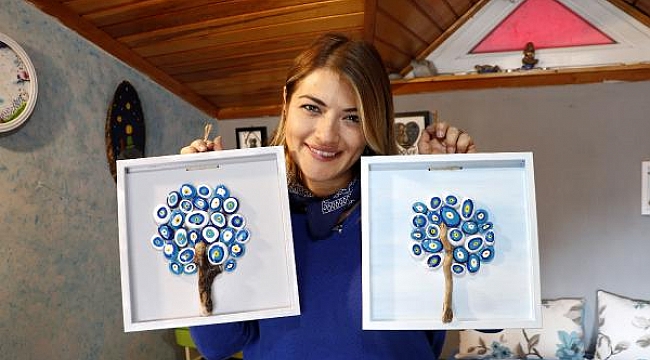 Hobi olarak başladığı taş boyama sanatıyla, taş ve ahşaba hayat veriyor