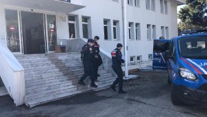 Çanakkale'de hırsızlık yapan 3 kişi yakalandı