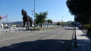 Çanakkale'de sokaklar boş kaldı