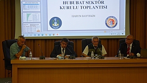 TARIM SEKTÖRÜ HUBUBAT SEKTÖRÜ TOPLANTISINDA BİR ARAYA GELDİ.